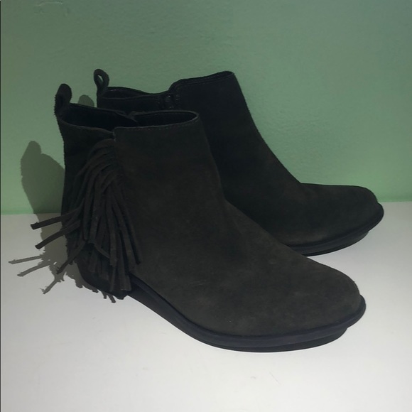Vince Camuto Fringe Ankle Boots - Picture 4 of 5
